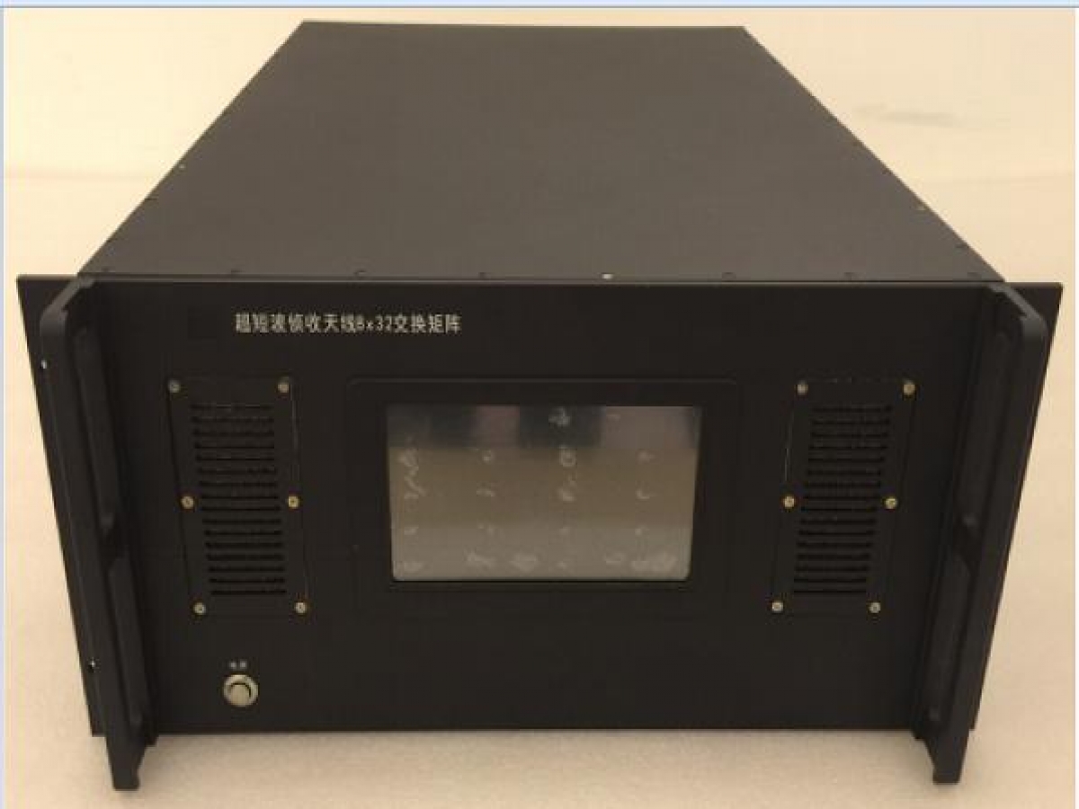 TN635  L频段32×24交换矩阵(950M~2150MHz)